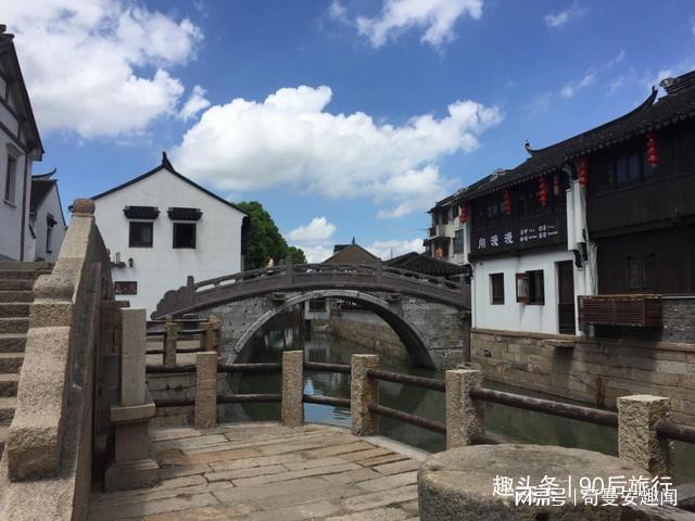 阴暗森林